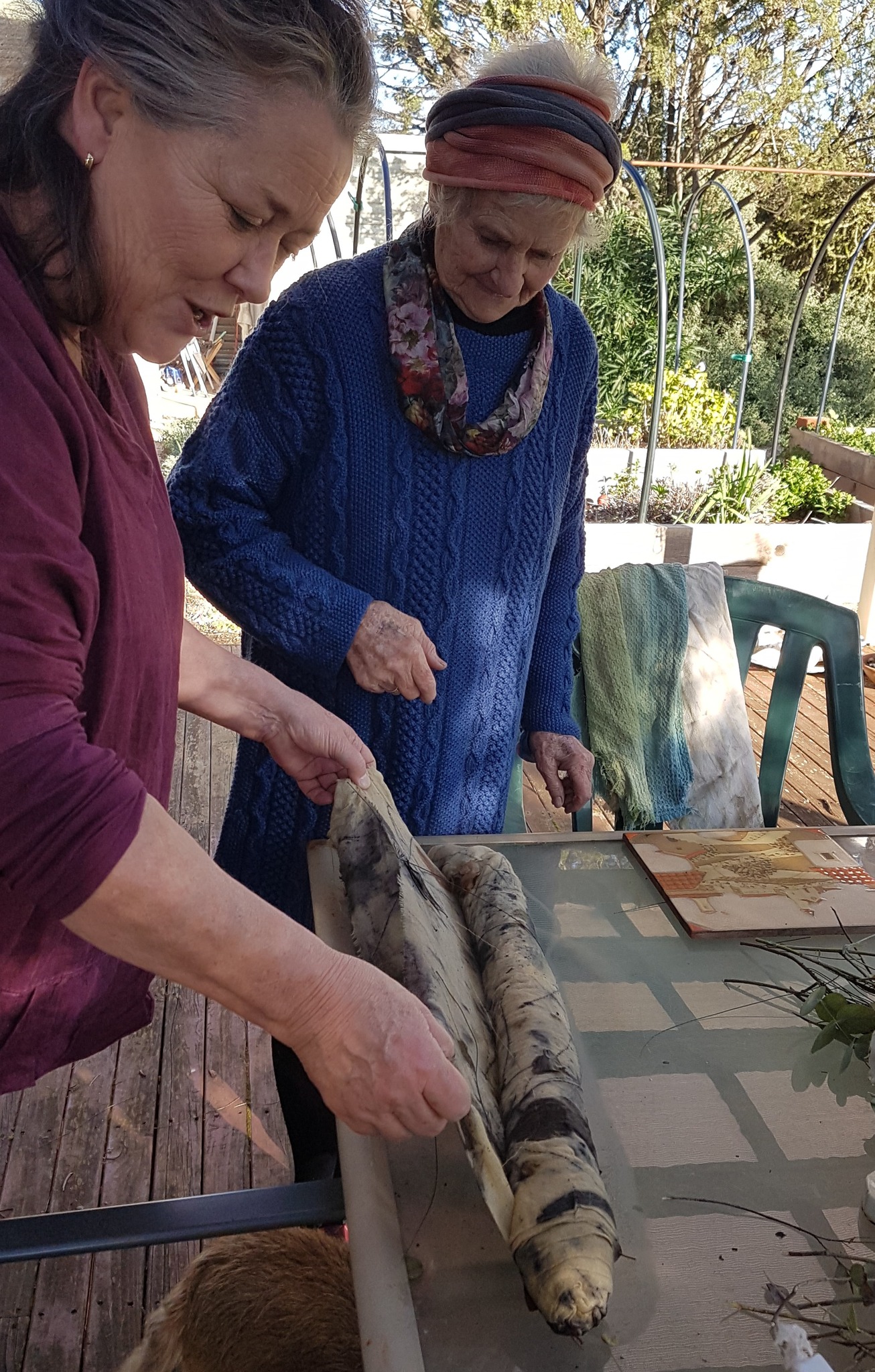 Mentored by artist Llewena Newell on how to dye natural fabrics with plants like eucalyptus leaves